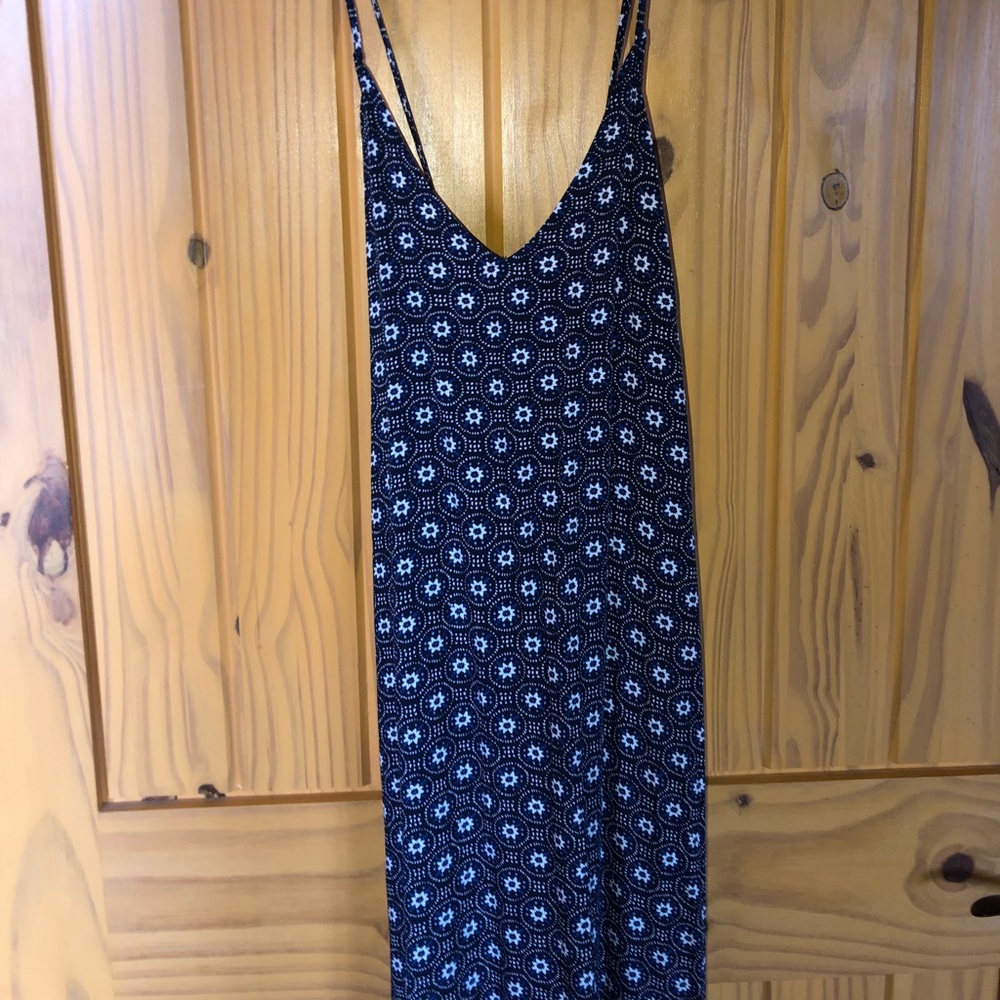 ***NWT Old Navy strappy maxi dress***